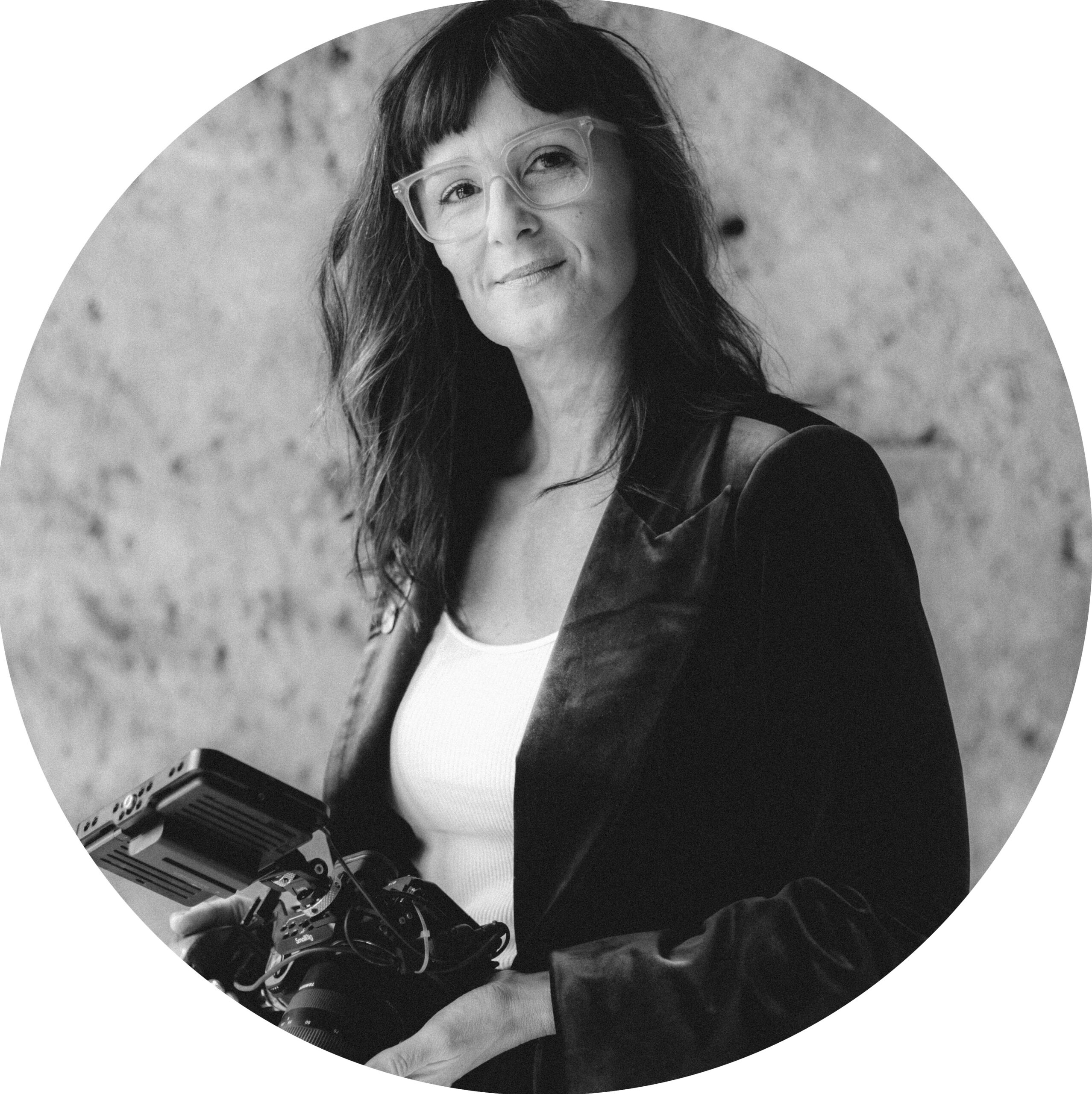 PHOTO-DE-PROFIL-INSTAGRAM-SANDRINE-ARTES